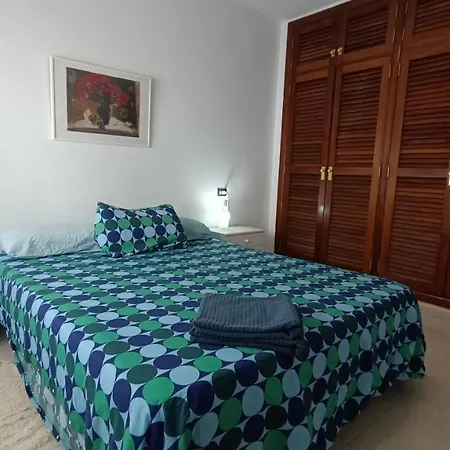 Alquilaencanarias Junto A La Playa